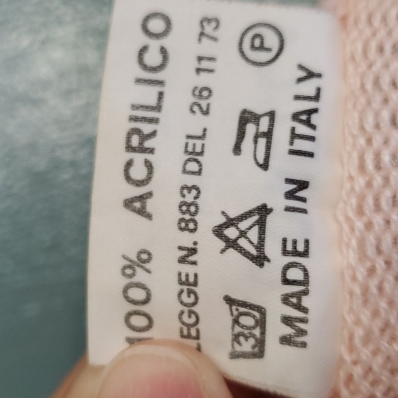 Vintage, angora Sweater Pink  By Tex Maglie. Great gold buttons. Large Old Money - Picture 8 of 8